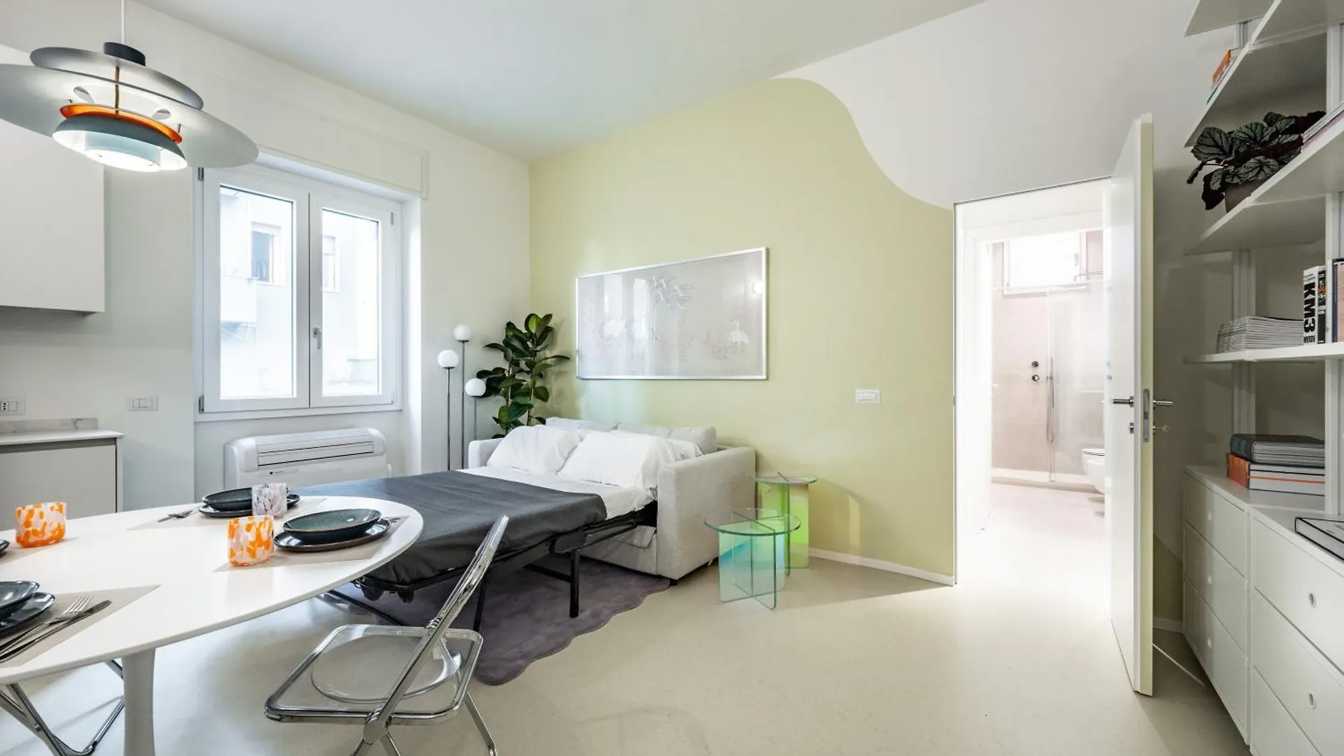 Design And Silence - Wide Renovated Apartment 2 Stops Form Centrale Milán 0*,  Italia
