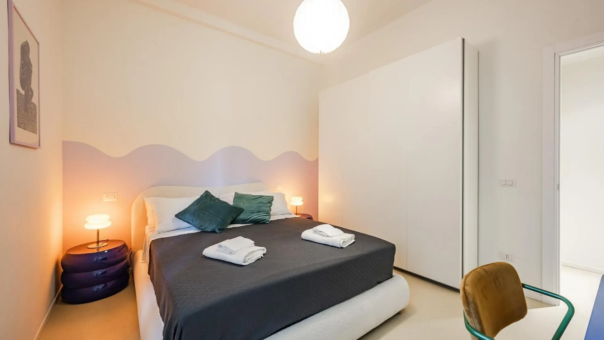 Design And Silence - Wide Renovated Apartment 2 Stops Form Centrale Milán Italia